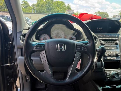 Used 2012 Honda Pilot Touring image 12