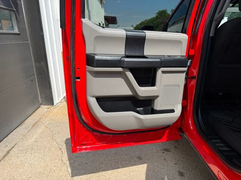 Used 2019 Ford F150 XL w/ Equipment Group 101A Mid AWD/4WD image 12