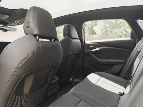 New 2027 Audi A6 e-tron Premium Plus AWD/4WD image 25