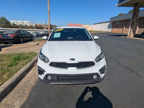 Used 2021 Kia Forte Sedan image 2