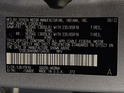 Used 2022 Toyota Highlander L FWD image 33