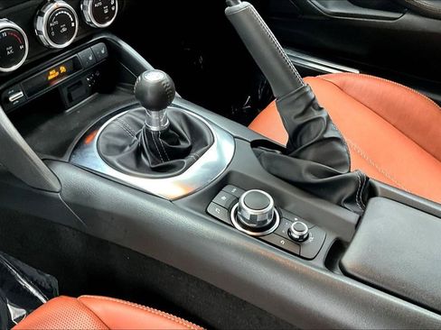 Used 2023 MAZDA MX-5 Miata Grand Touring image 17