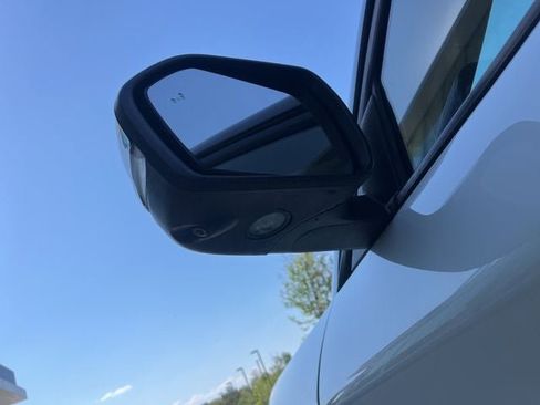 Used 2023 Ford Explorer Limited w/ Limited Technology Package image 45