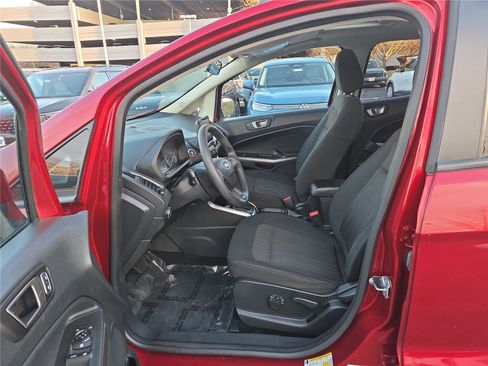 Used 2021 Ford EcoSport SE w/ SE Convenience Package image 14