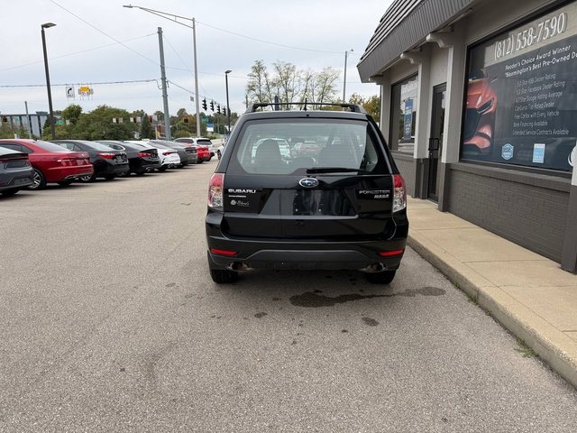 Used 2012 Subaru Forester 2.5X w/ Alloy Wheel Pkg AWD/4WD image 4