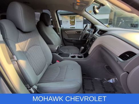 Used 2017 Chevrolet Traverse LS FWD image 26