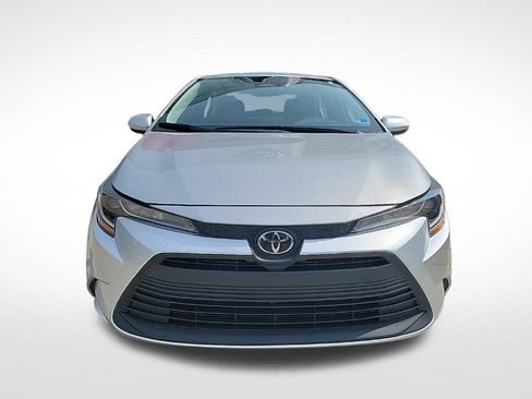 Used 2024 Toyota Corolla LE FWD image 8