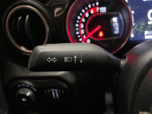 Used 2022 Jeep Wrangler Unlimited Rubicon w/ Dual Top Group image 28