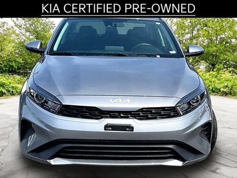 Used 2024 Kia Forte LXS w/ LXS Technology Package FWD image 3