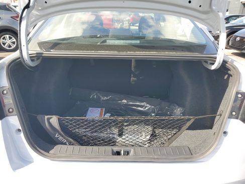 Used 2025 Nissan Versa SR w/ Trunk Package FWD image 24