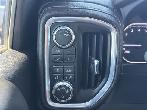 Used 2022 GMC Sierra 2500 SLE w/ SLE Convenience Package AWD/4WD image 5