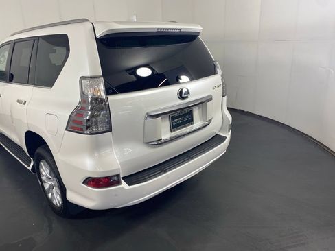 Certified 2023 Lexus GX 460 Premium w/ Premium Package AWD/4WD image 10