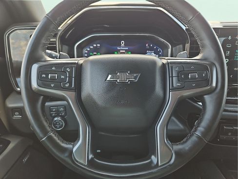 Used 2023 Chevrolet Silverado 1500 ZR2 w/ Technology Package AWD/4WD image 19