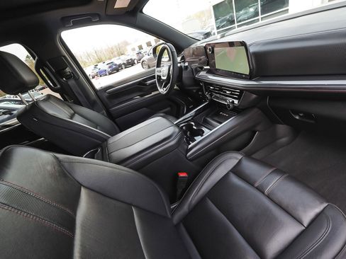 Used 2025 Chevrolet Tahoe RST w/ Comfort Package image 47