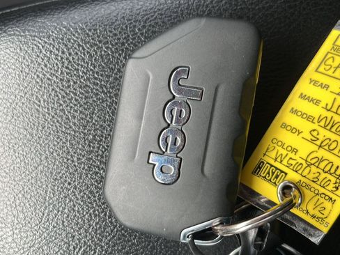 Used 2023 Jeep Wrangler Unlimited Sport AWD/4WD image 33