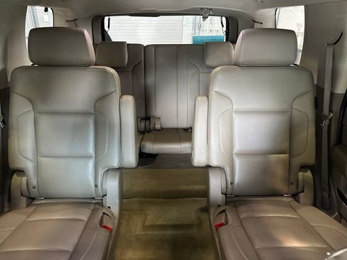 Used 2015 GMC Yukon SLT w/ Open Road Package AWD/4WD image 27