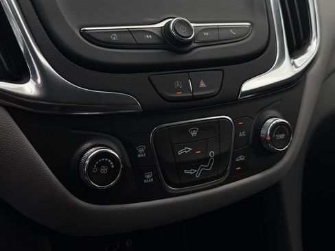 Used 2024 Chevrolet Equinox LS w/ LS Convenience Package FWD image 19