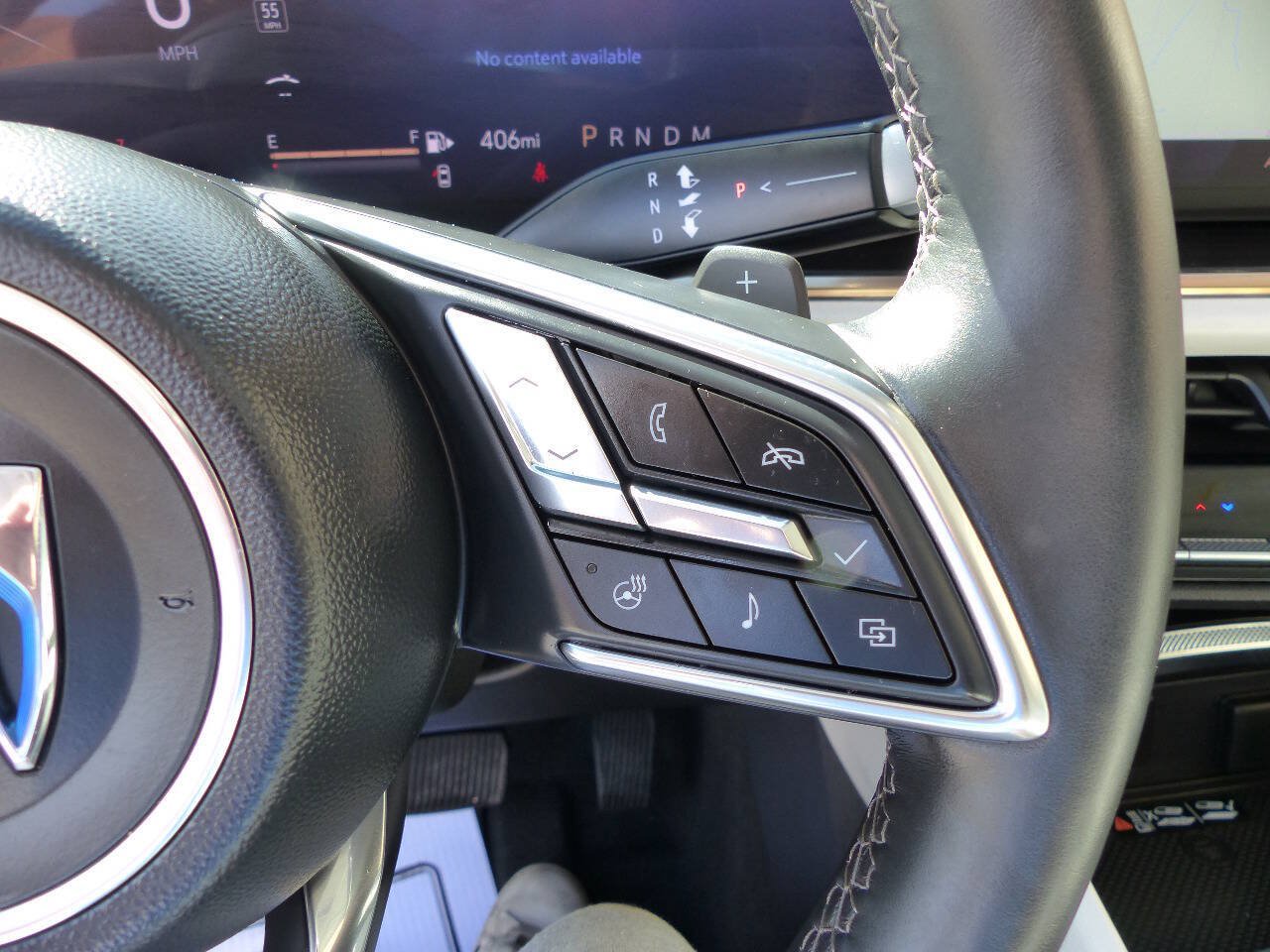 Used 2025 Buick Envision Avenir AWD/4WD image 28