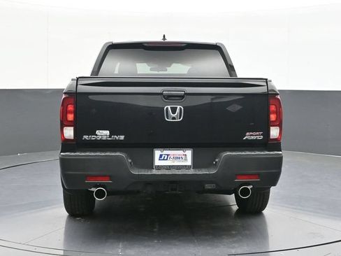 Used 2023 Honda Ridgeline Sport image 10