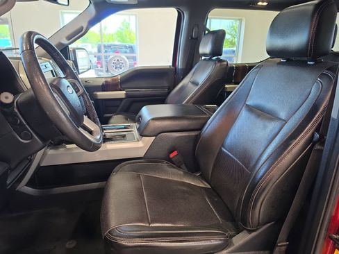 Used 2016 Ford F150 Lariat w/ Equipment Group 502A Luxury AWD/4WD image 17