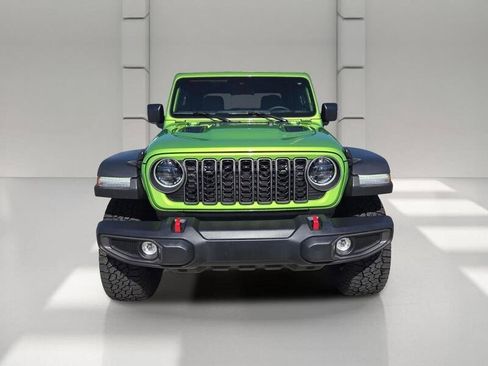 Used 2025 Jeep Gladiator Rubicon AWD/4WD image 8