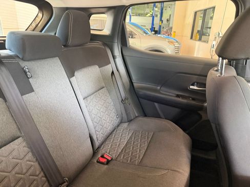 Used 2026 Nissan Kicks SV w/ Cold Weather Package FWD image 32