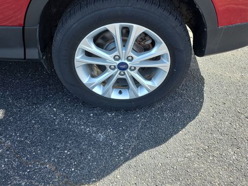 Used 2018 Ford Escape SE w/ SE Sync 3 Package image 10