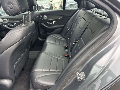 Used 2019 Mercedes-Benz C 300 4MATIC Sedan w/ Premium Package image 18