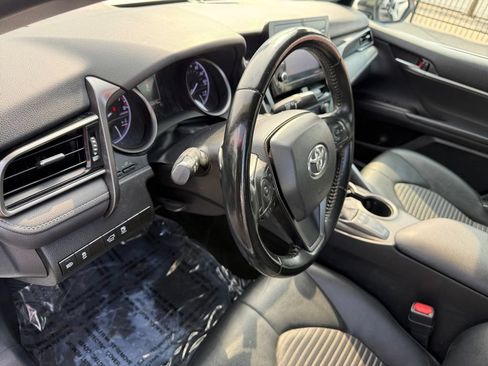 Used 2022 Toyota Camry SE FWD image 28