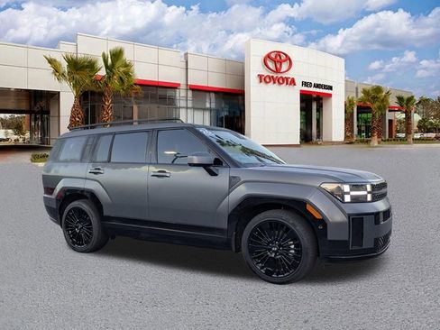 Used 2026 Hyundai Santa Fe Calligraphy image 2