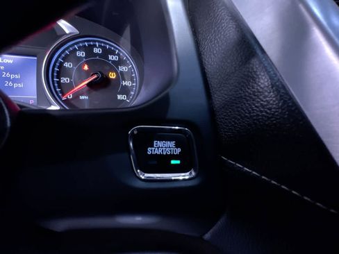 Used 2023 GMC Acadia SLE w/ Driver Convenience Package image 17