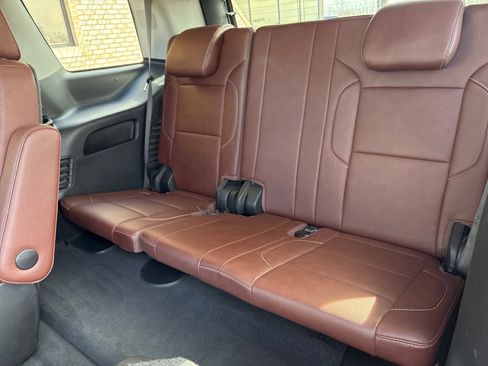 Used 2019 Chevrolet Tahoe Premier w/ Premier Plus Edition image 11