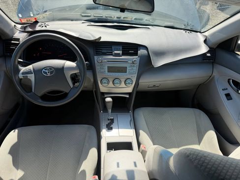 Used 2009 Toyota Camry SE FWD image 27