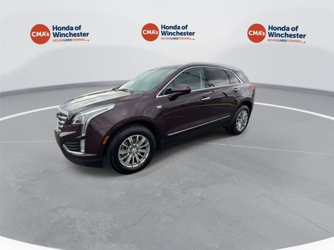 Used 2017 Cadillac XT5 Luxury w/ Driver Awareness Package AWD/4WD image 4