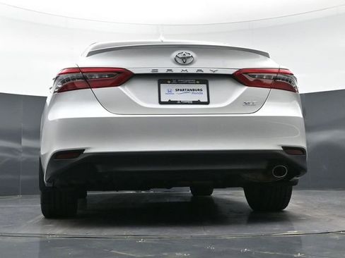 Used 2022 Toyota Camry XLE image 38