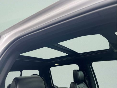 Used 2020 Ford F150 Raptor w/ Equipment Group 802A Luxury image 18