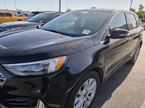 Certified 2022 Ford Edge Titanium w/ Equipment Group 301A AWD/4WD image 5
