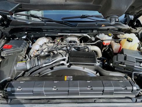 Used 2024 GMC Sierra 2500 AT4 w/ AT4 Premium Plus Package image 31