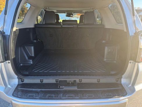 Used 2020 Toyota 4Runner 4WD image 16
