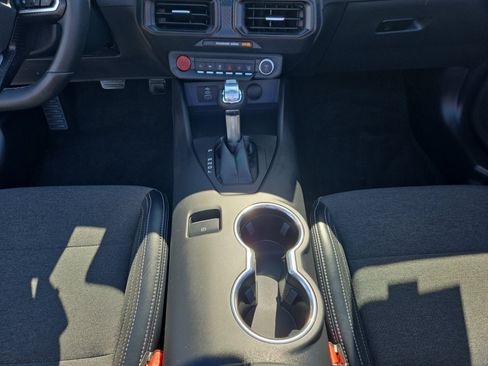 Used 2025 Ford Mustang Convertible RWD image 21