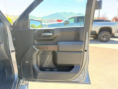 Used 2019 GMC Sierra 1500 Denali w/ Technology Package AWD/4WD image 9