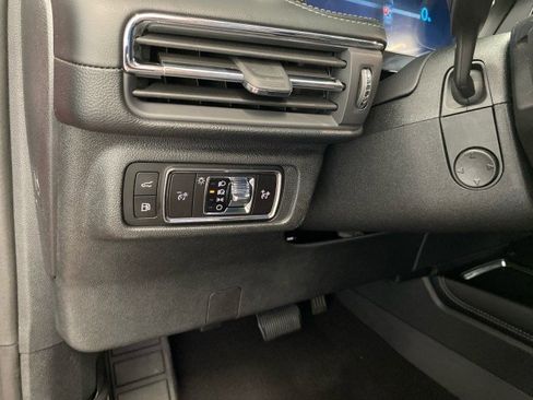 New 2025 Lincoln Corsair Grand Touring w/ Equipment Group 301A image 17