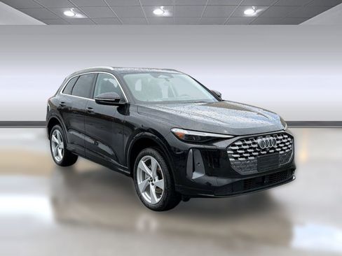 New 2026 Audi Q5 Premium AWD/4WD image 7