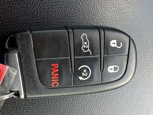 Used 2023 Dodge Durango GT w/ Blacktop Package AWD/4WD image 29