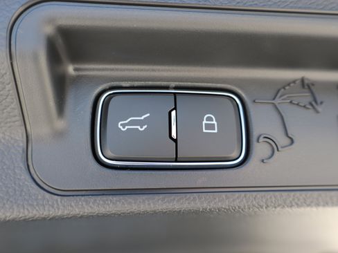 New 2026 Ford Explorer ST-Line w/ ST-Line Street Pack AWD/4WD image 32