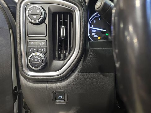 Used 2019 GMC Sierra 1500 SLT image 27