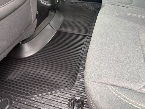 Used 2022 RAM 1500 Big Horn AWD/4WD image 34