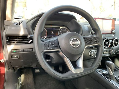Used 2025 Nissan Sentra SV image 32