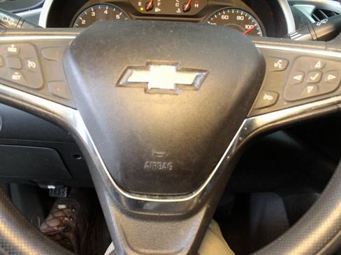 Used 2019 Chevrolet Malibu LS image 18