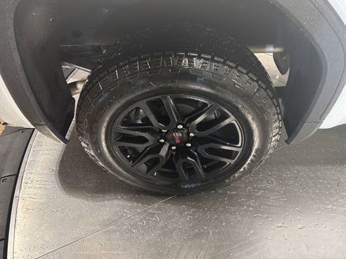 Used 2026 GMC Sierra 1500 Elevation w/ Preferred Package image 13